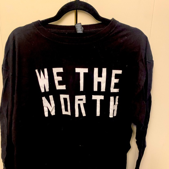 BRAND NEW WE THE NORTH LONG SLEEVE T-SHIRT BLACK - Picture 3 of 3